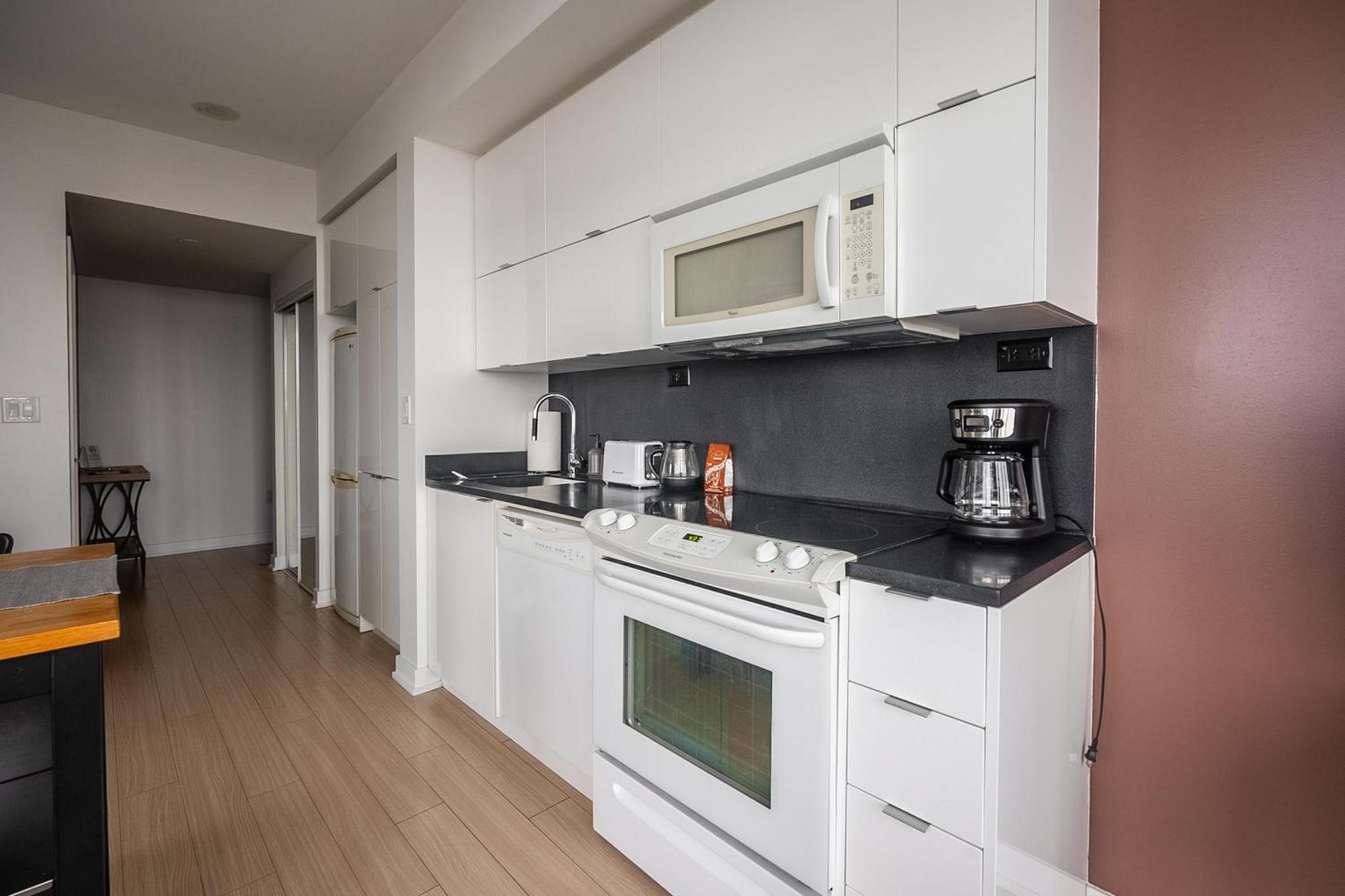 טורונטו Globalstay Elegant Downtown Apartments מראה חיצוני תמונה