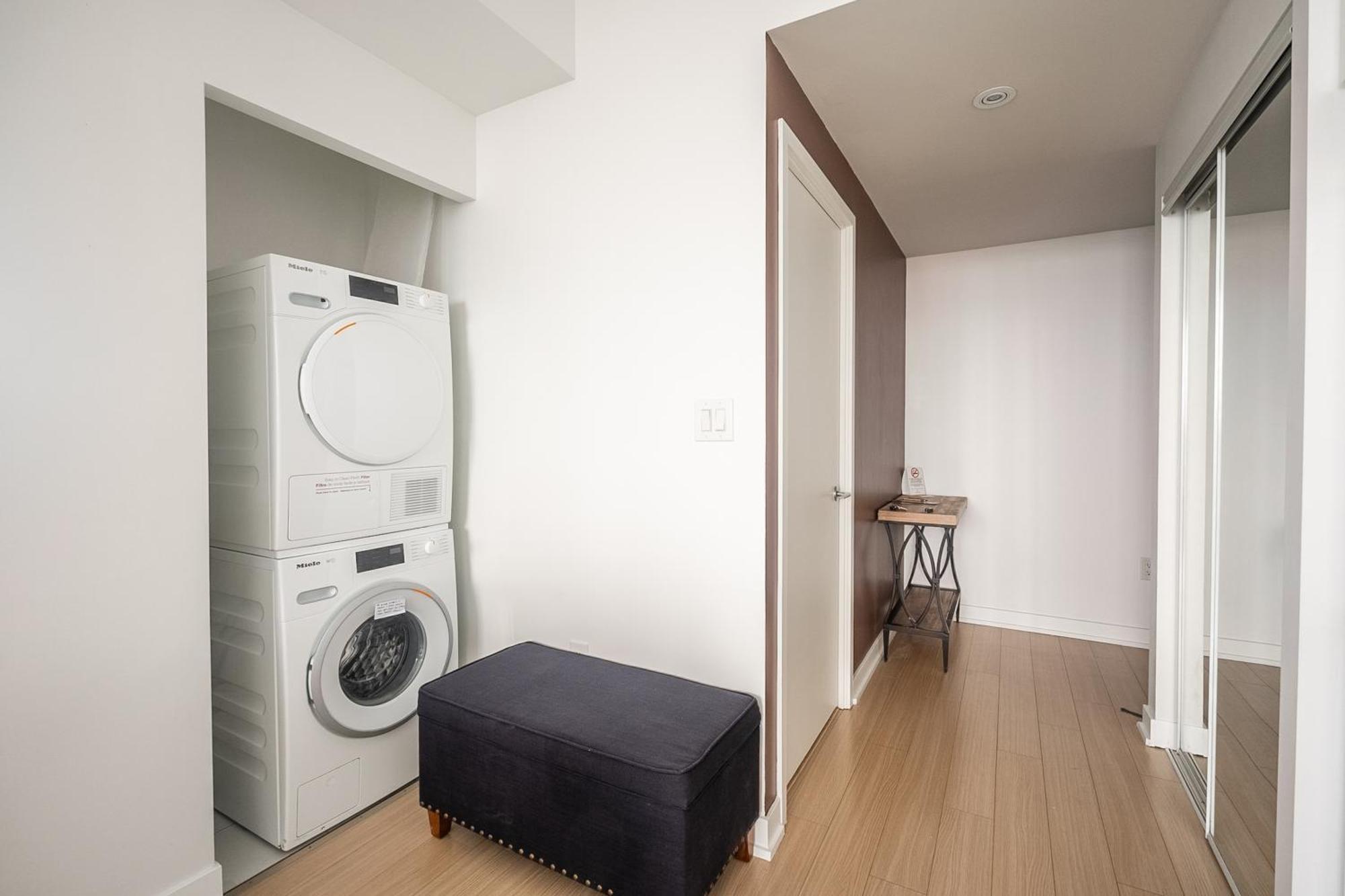 טורונטו Globalstay Elegant Downtown Apartments מראה חיצוני תמונה