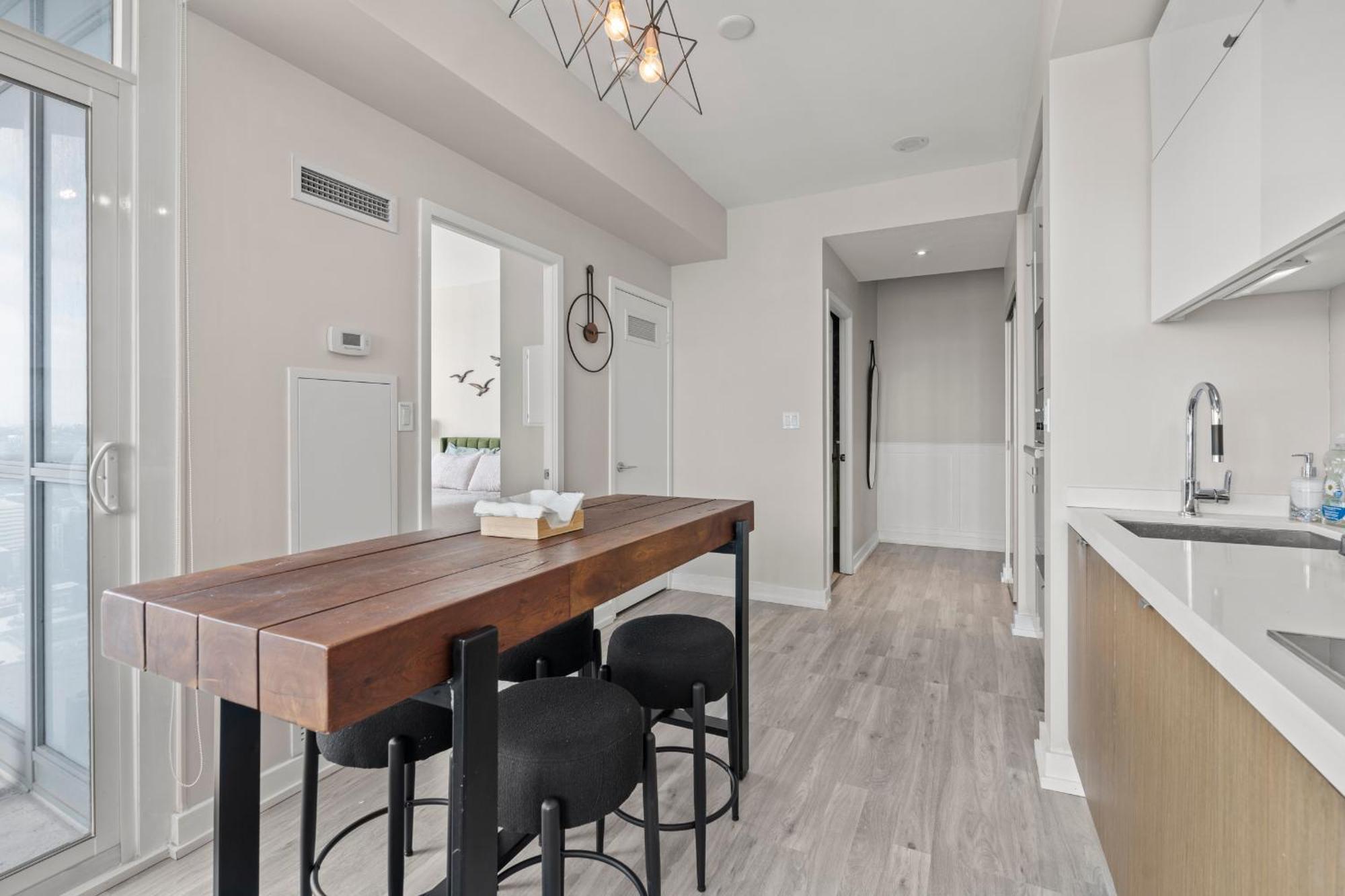 טורונטו Globalstay Elegant Downtown Apartments מראה חיצוני תמונה